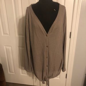 Button down top with tie